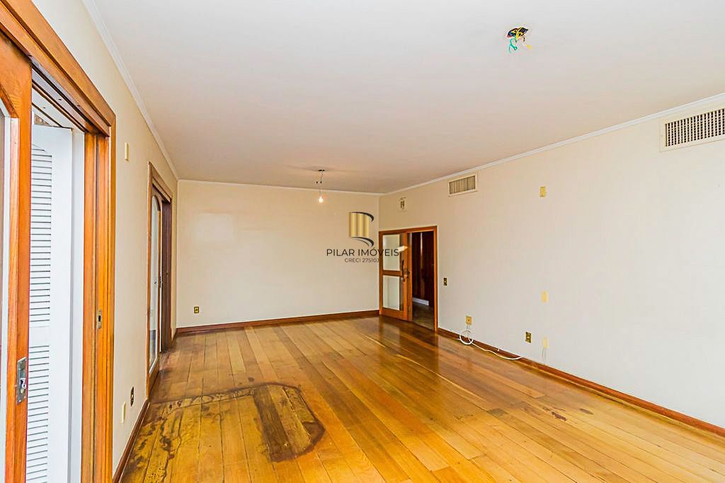 Apartamento de 02 dormitórios com estilo, Bairro Menino Deus, Porto Alegre, Rio Grande do Sul