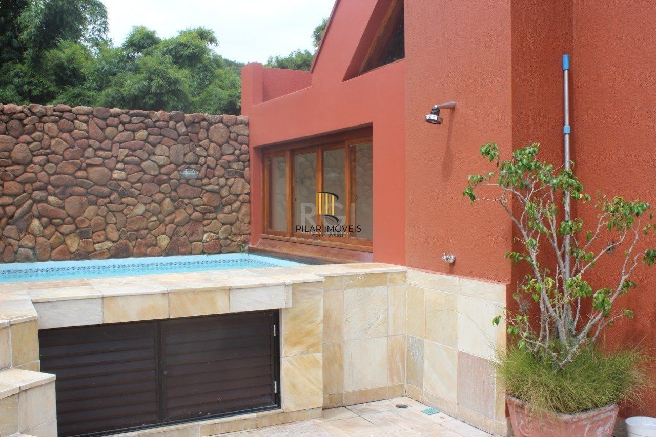 Casa Condominio para Venda - 379.23m², 4 dormitórios, sendo 1 suites, 2 vagas - Menino Deus