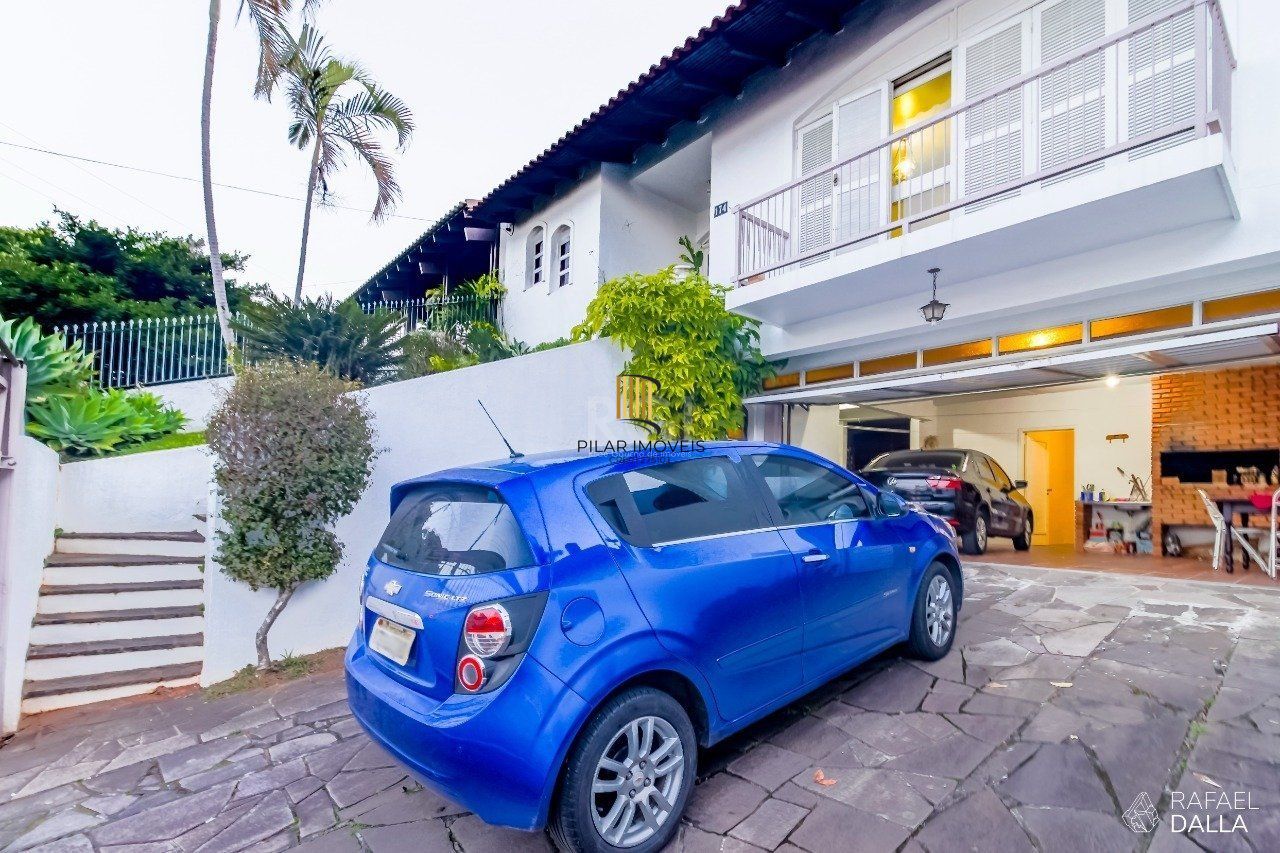 Casa para Venda - 249m², 5 dormitórios, sendo 1 suites, 4 vagas - Chácara das Pedras - Pilar Imóveis