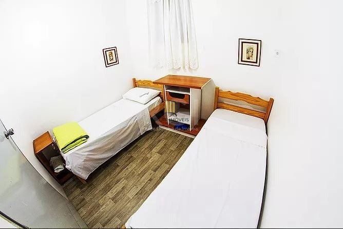 Casa para Venda - 268m², 16 dormitórios, 2 vagas - São Geraldo