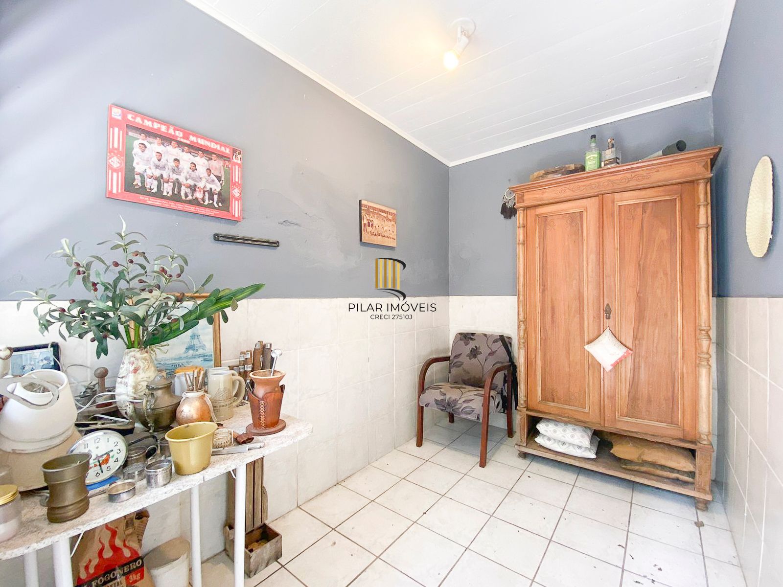 Casa / 4 Quartos / 1 Suíte / Churrasqueira / Jardim Itu Sabará / Porto Alegre / RS