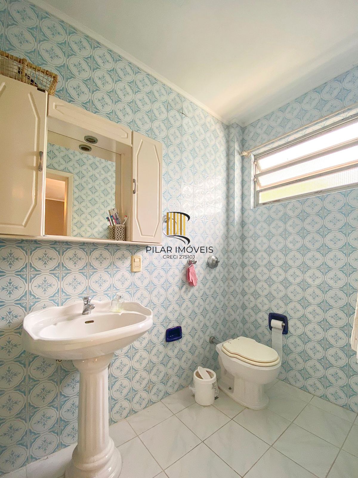 Casa / 4 Quartos / 1 Suíte / Churrasqueira / Jardim Itu Sabará / Porto Alegre / RS