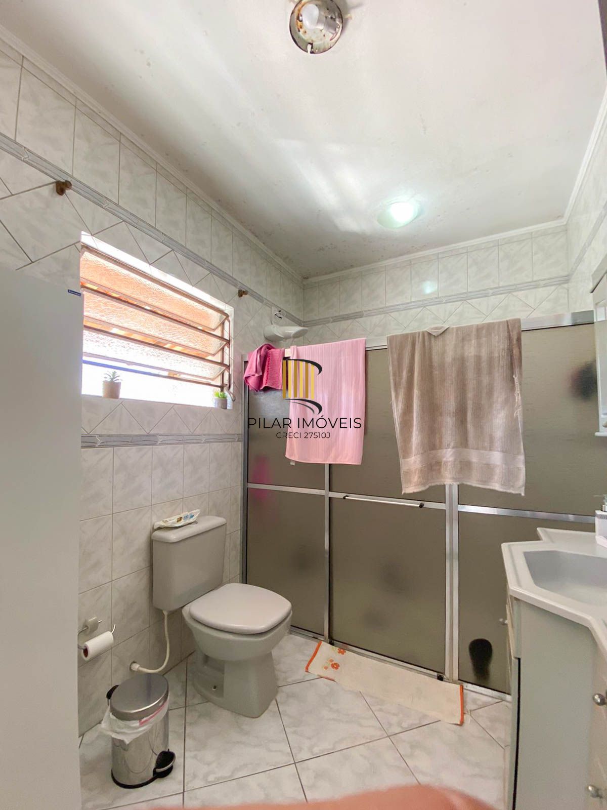 Casa / 2 Quartos / 2 Vagas / Pátio / Formosa / Alvorada / RS