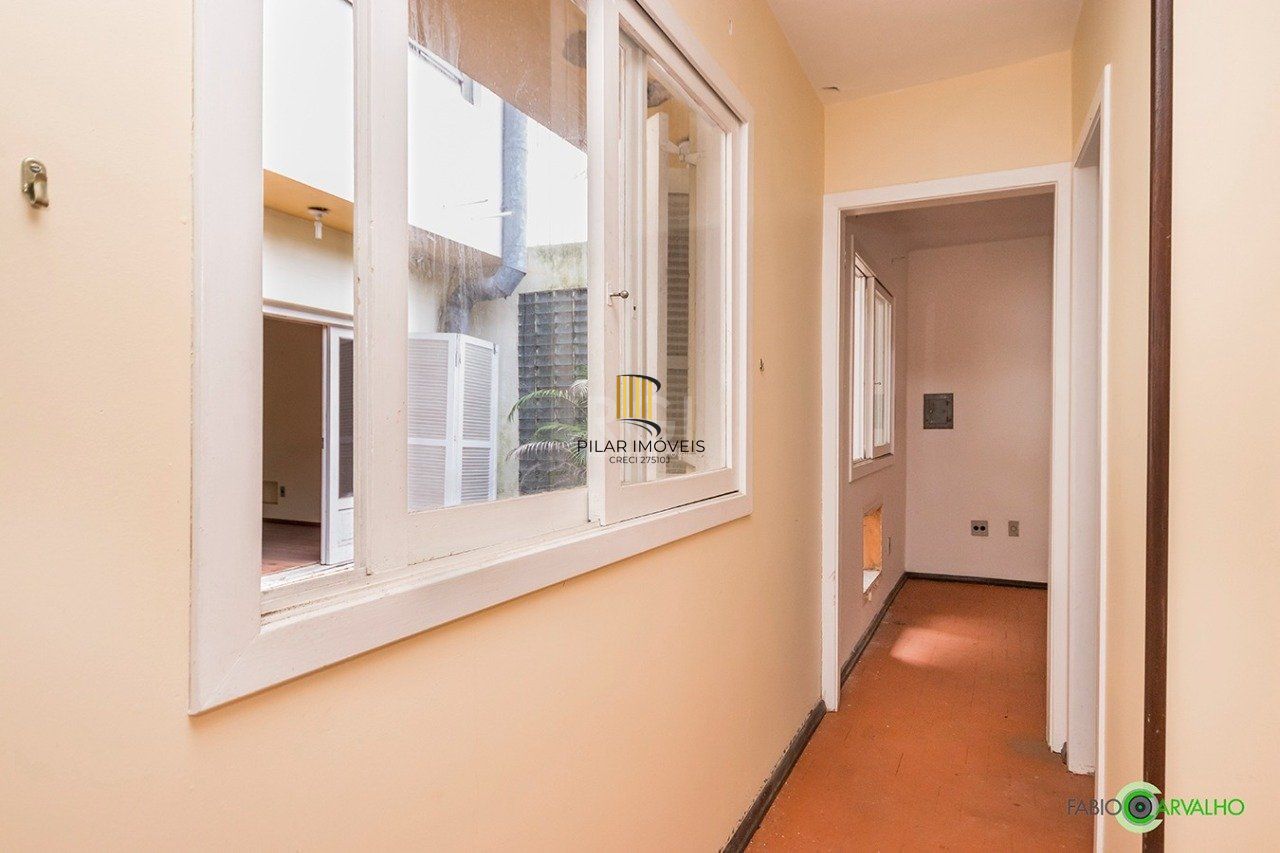 Casa para Venda - 307m², 4 dormitórios, sendo 2 suites, 3 vagas - Higienópolis