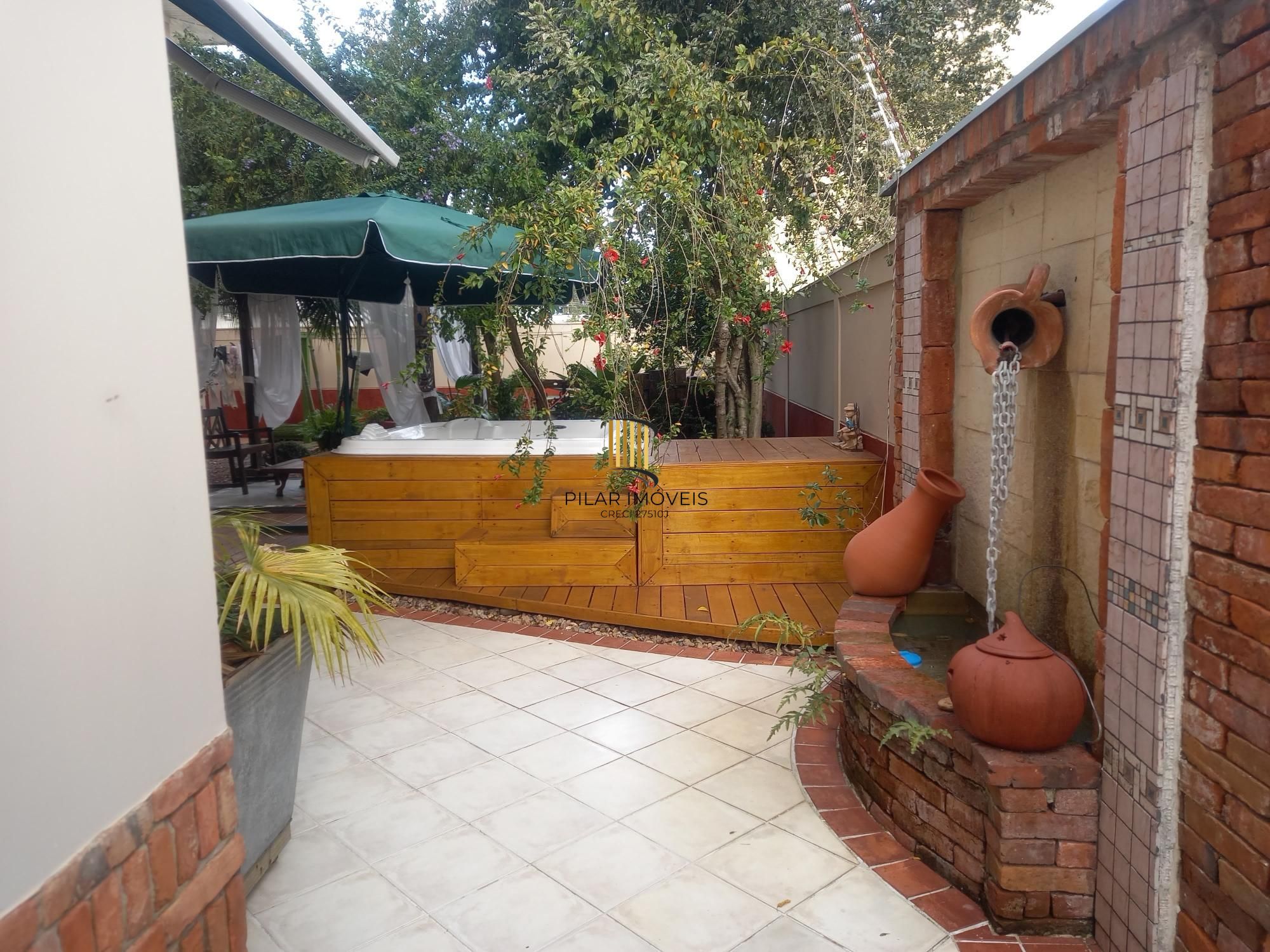 Excelente sobrado 242m²/3dormitórios/Moinhos de Vento/Canoas