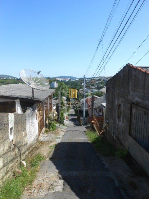 Casa para Venda - 200m², 3 dormitórios, sendo 2 suites, 2 vagas - Vila Nova