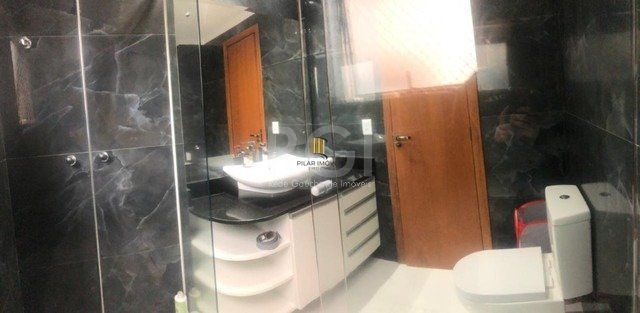 Apartamento para Venda - 82m², 2 dormitórios, sendo 1 suites, 2 vagas - Petrópolis