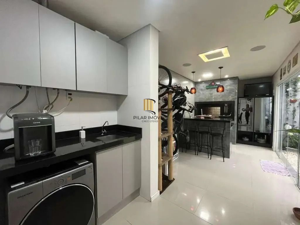 Casa / 3 Dormitórios / 1 Suíte / Pátio / Churrasqueira / Mobiliado / 2 Vagas / Igara / Canoas / RS