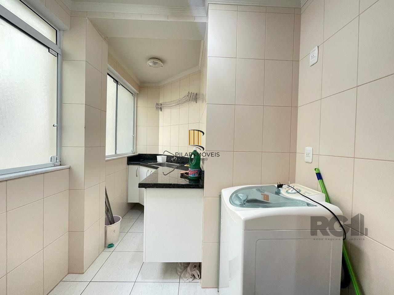 Apartamento 2 dormitórios no bairro Centro