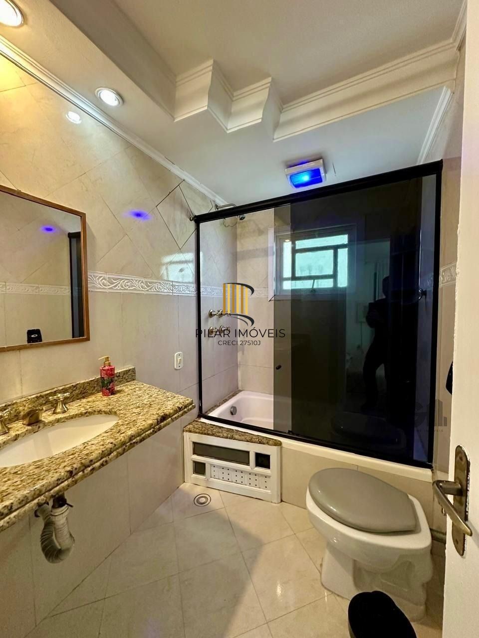 Casa 3 dormitórios no bairro Vila Assunção