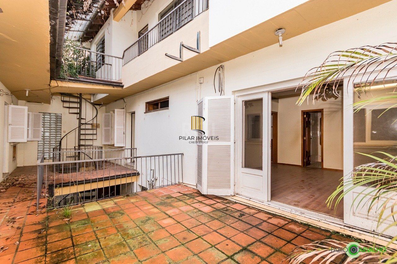 Casa para Venda - 307m², 4 dormitórios, sendo 2 suites, 3 vagas - Higienópolis