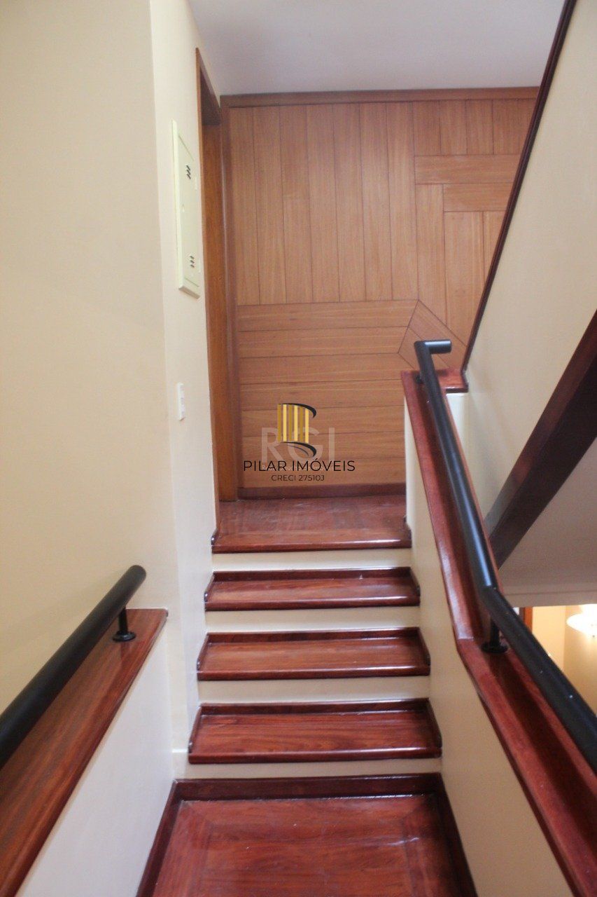 Casa Condominio para Venda - 379.23m², 4 dormitórios, sendo 1 suites, 2 vagas - Menino Deus
