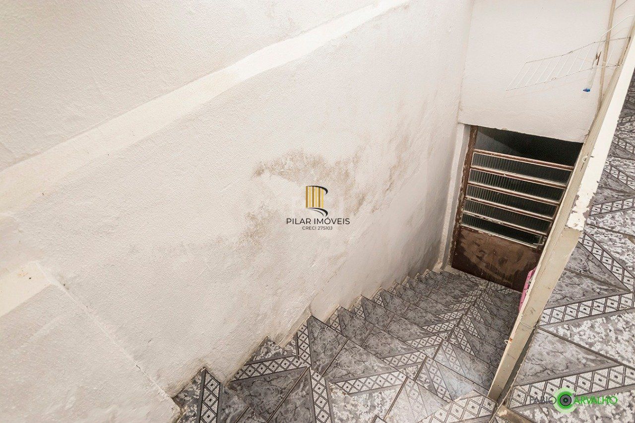 Casa para Venda - 168m², 3 dormitórios, sendo 1 suites, 3 vagas - Medianeira