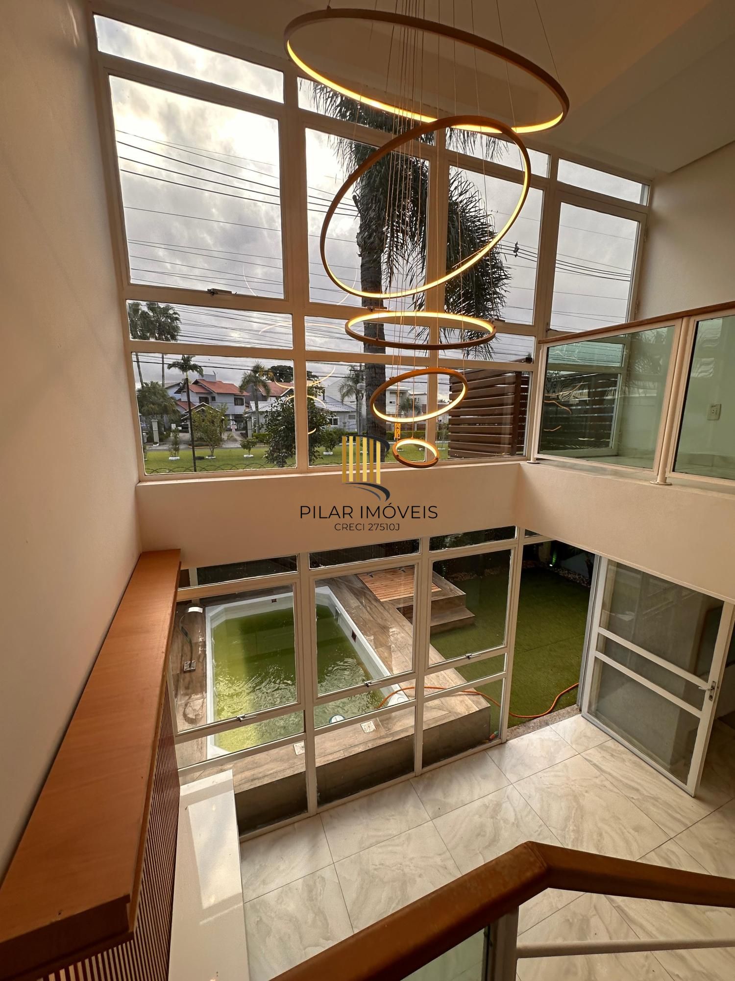 Casa em condomínio/03 dormitórios/02 vagas/Ecoville/Porto Alegre-RS - Pilar Imóveis