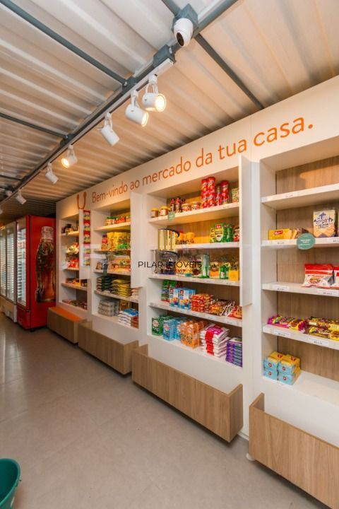 Apartamento de 2 quartos com sacada e churrasqueira com 1 vaga Porto Alegre