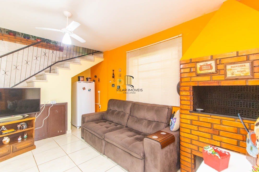 Casa para Venda - 203m², 3 dormitórios, sendo 1 suites, 2 vagas - Santa Tereza