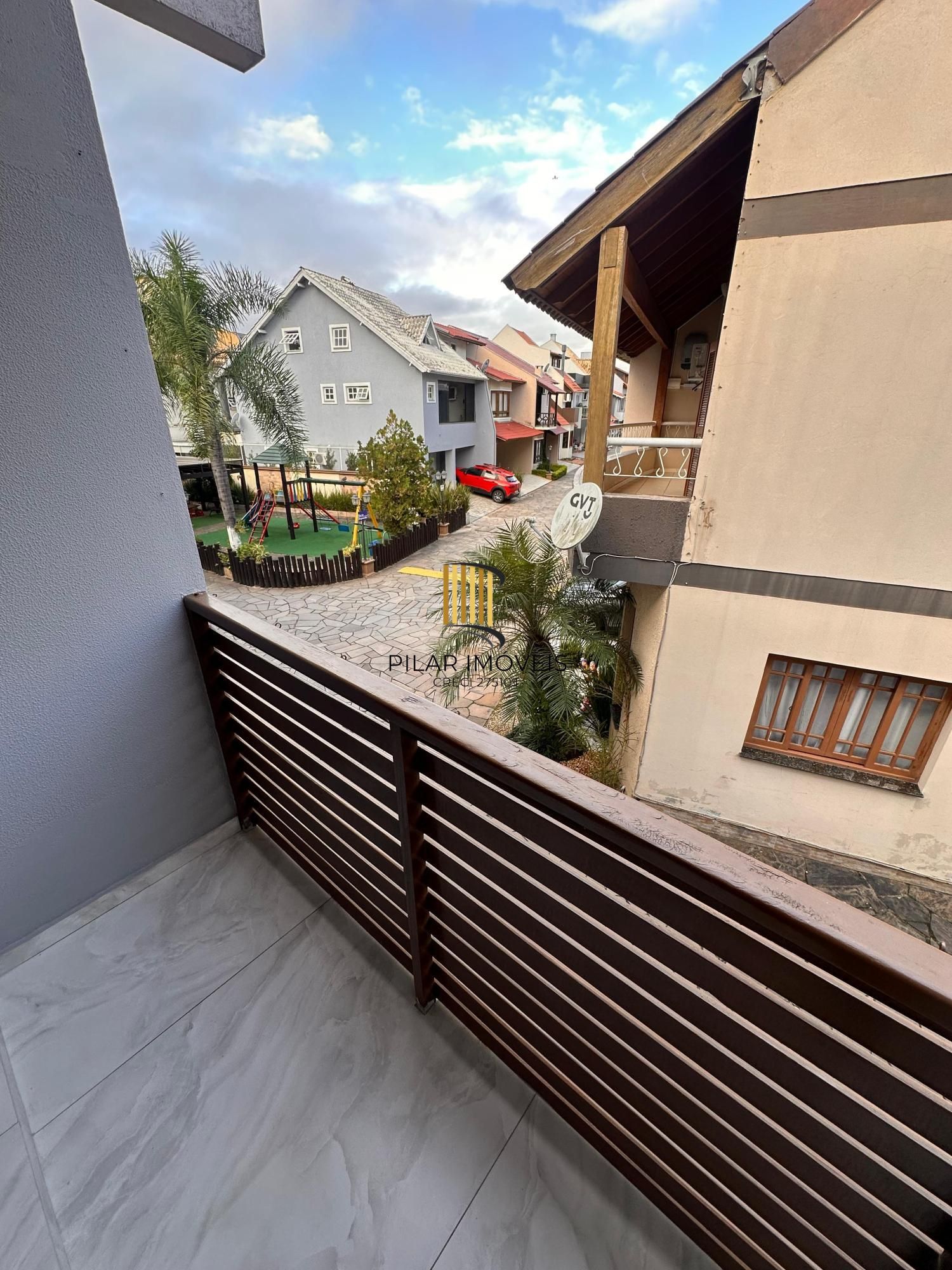 Casa em condomínio/03 dormitórios/02 vagas/Ecoville/Porto Alegre-RS
