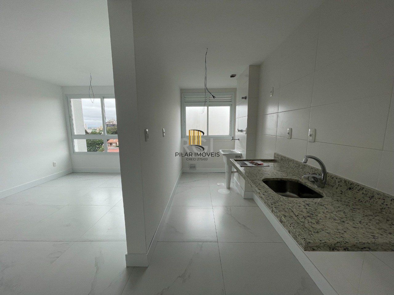 Apartamento para Venda - 79.22m², 2 dormitórios, sendo 2 suites, 1 vaga - Passo da Areia