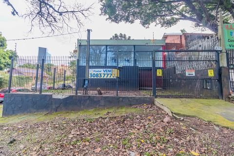 Oportunidade Única: Casa para Fins Residencial ou Comercial em Local Estratégico! - Pilar Imóveis