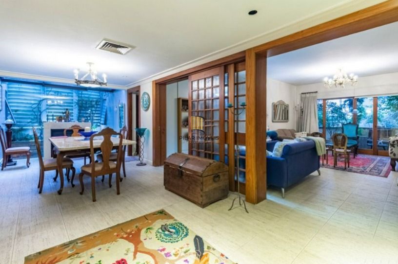 Cobertura para Venda - 304.71m², 3 dormitórios, sendo 1 suites, 2 vagas - Bela Vista