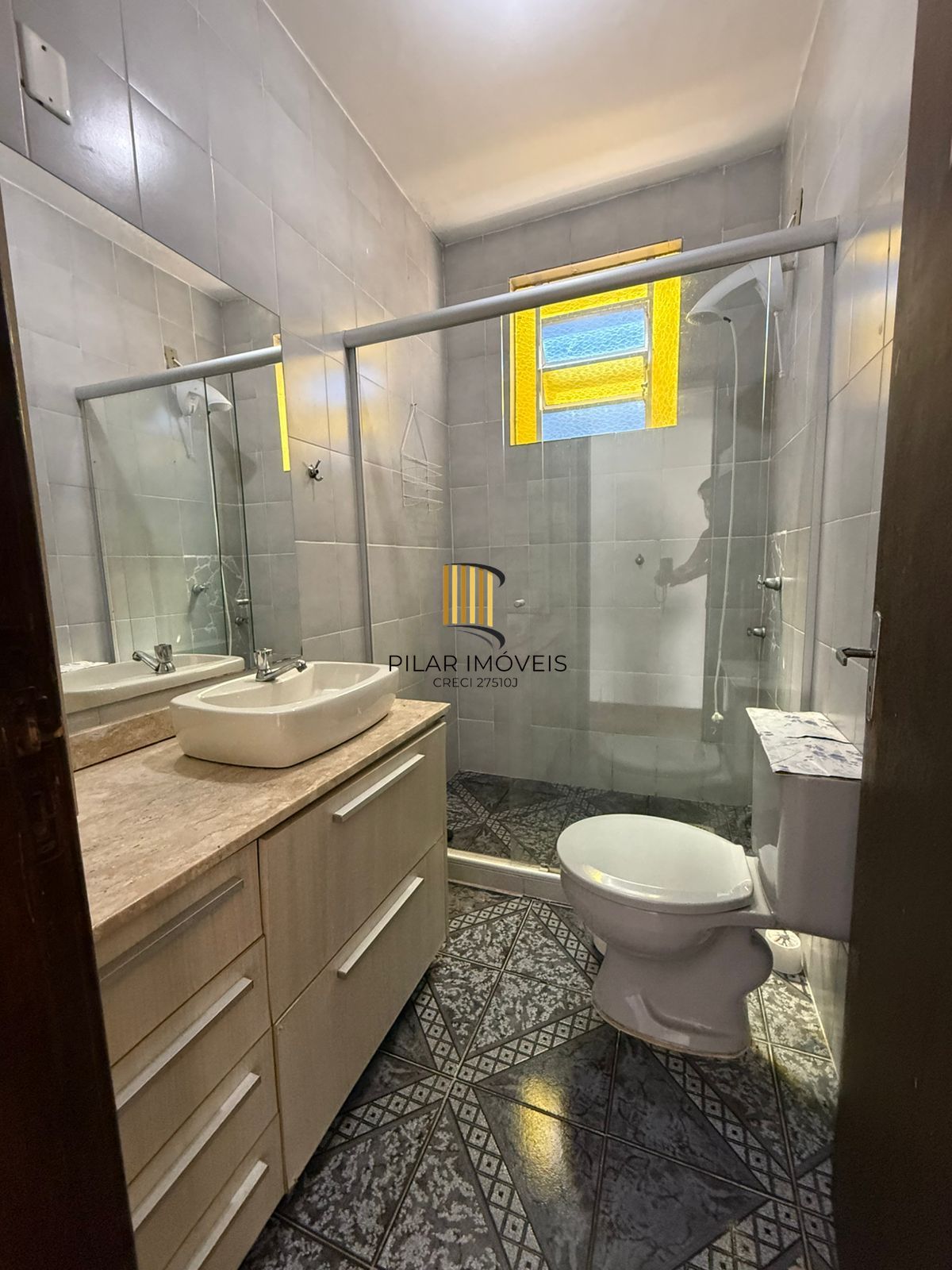 Apartamento Semi-Mobiliado no Auxiliadora | Excelente Localização
