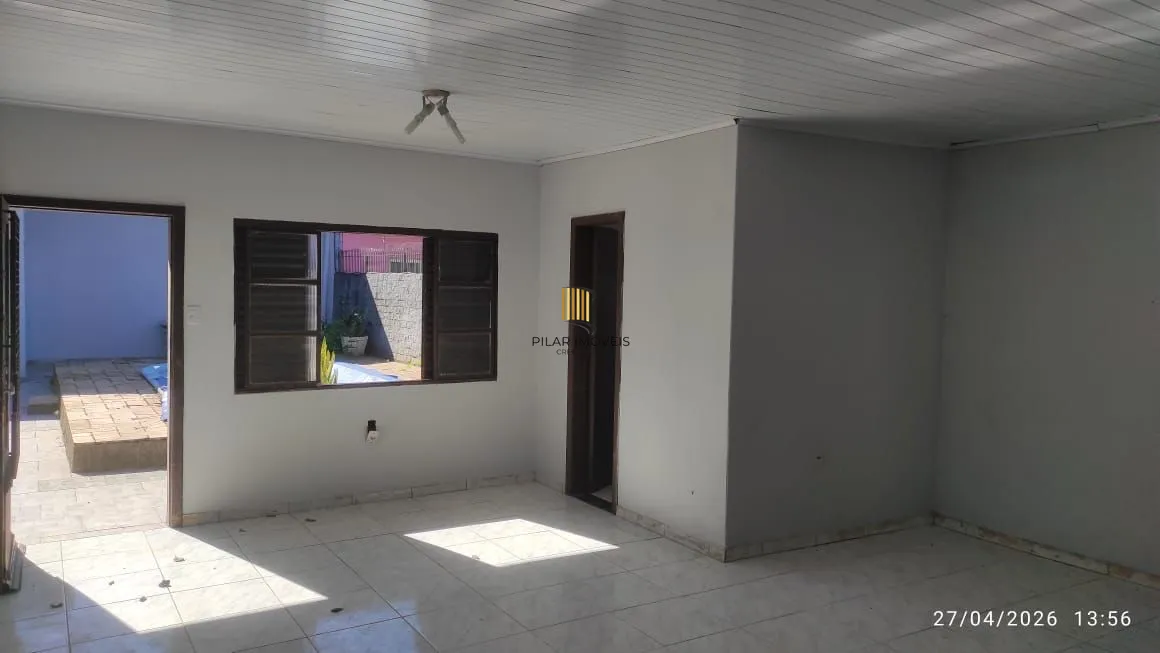 Casa com piscina e salão de festas a venda Canoas / 3 Dormitórios