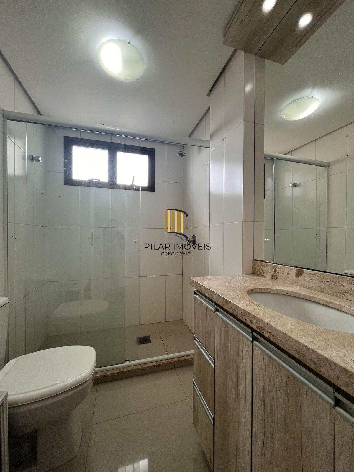 Excelente apartamento de 2 dormitórios com vaga dupla e depósito