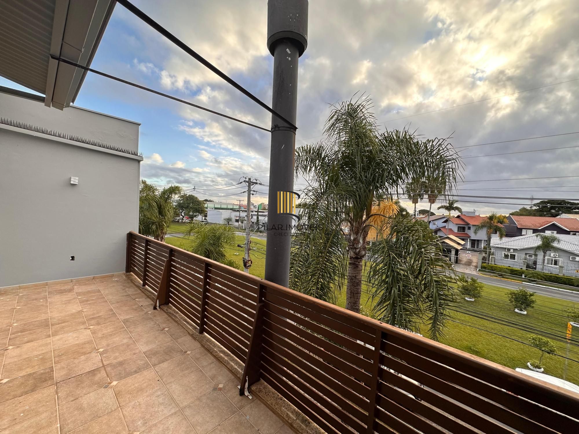 Casa em condomínio/03 dormitórios/02 vagas/Ecoville/Porto Alegre-RS