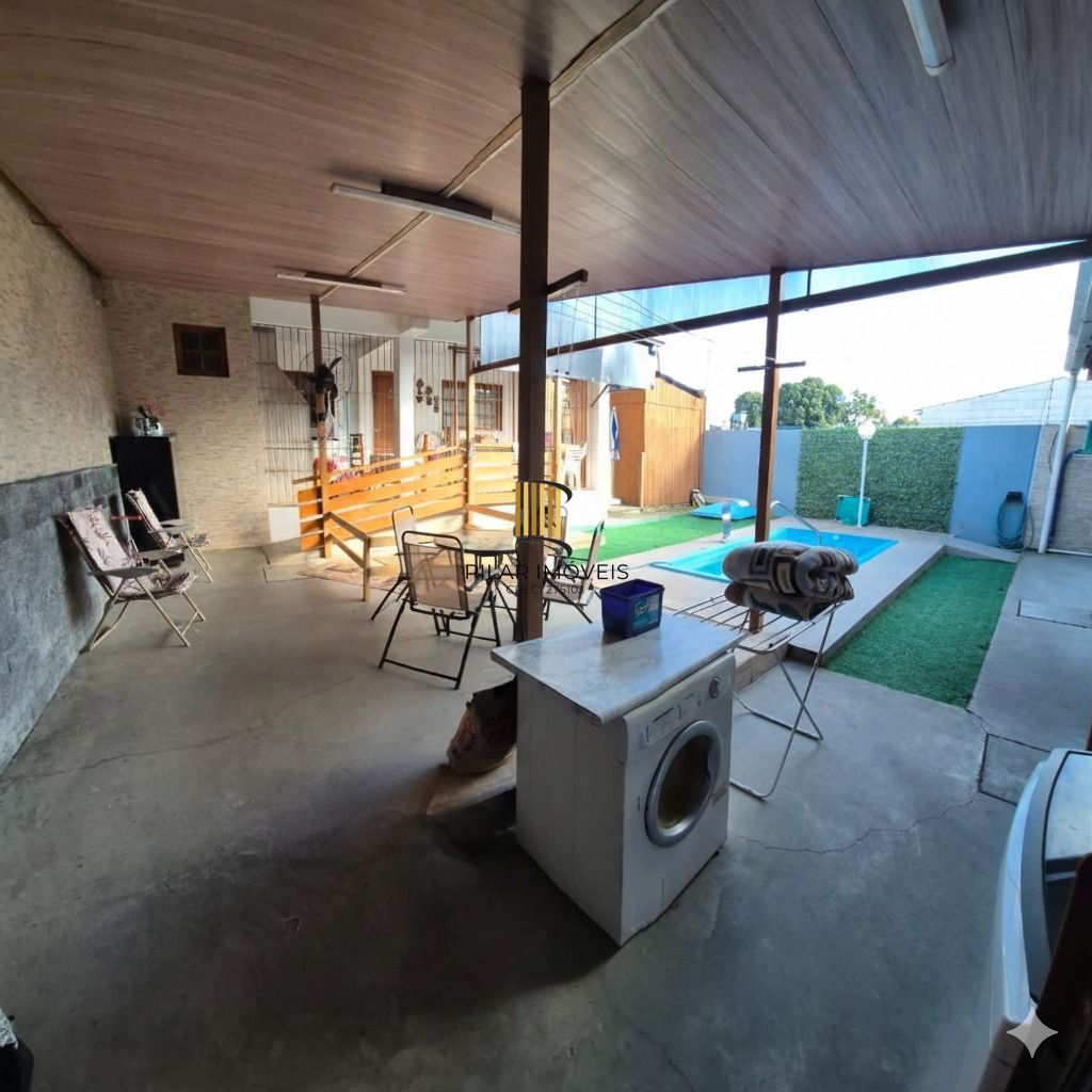 Casa com piscina / 5 Quartos / 2 Suítes / Churrasqueira / Piscina / Anexo fundos / Formoza / Alvorada / RS