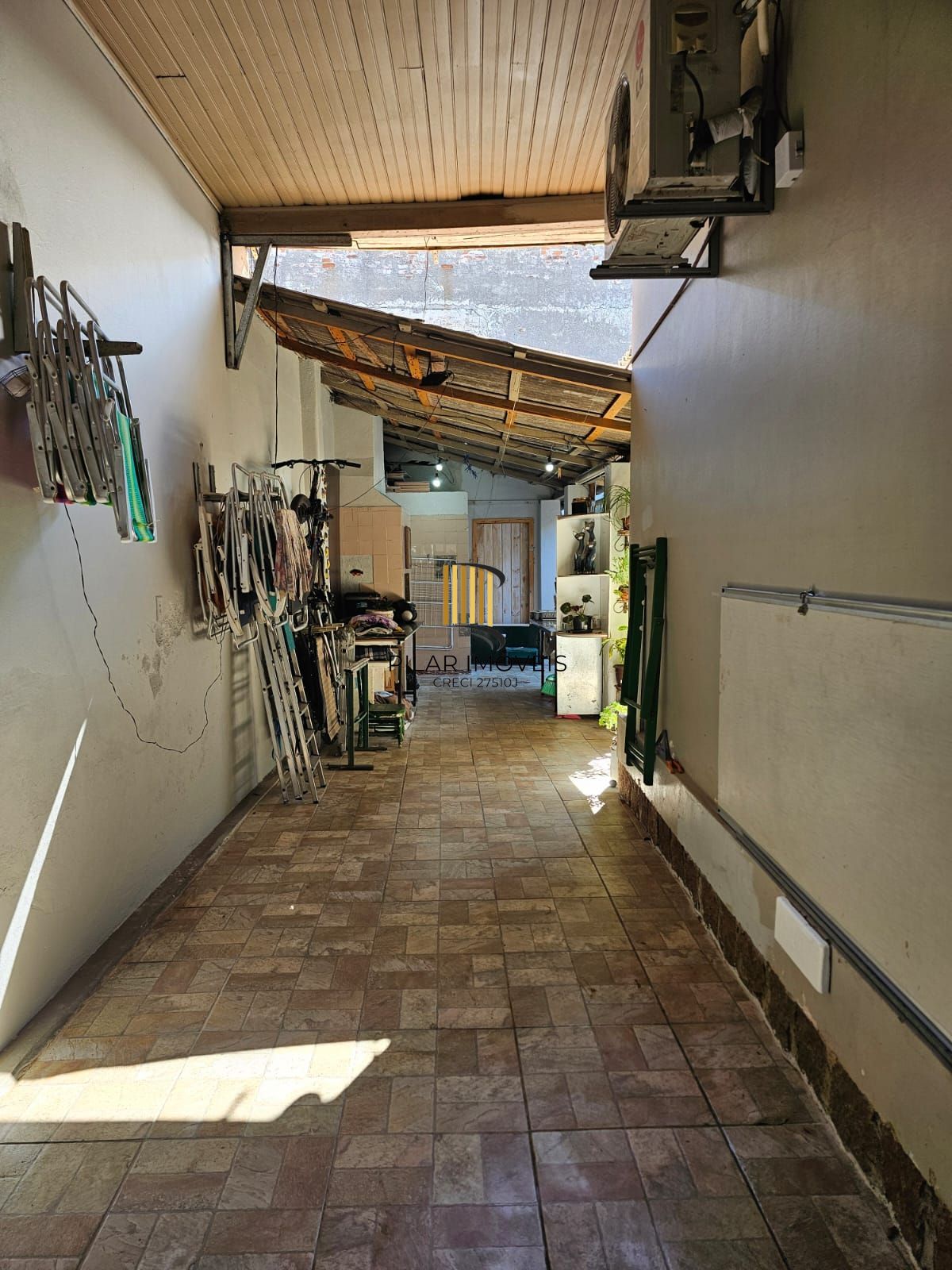 Casa 2 dormitórios no bairro Navegantes