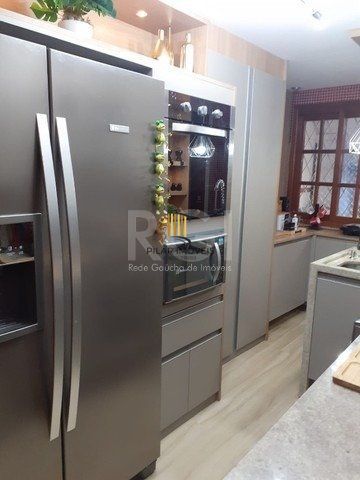 Casa para Venda - 80m², 2 dormitórios, 1 vaga - Medianeira