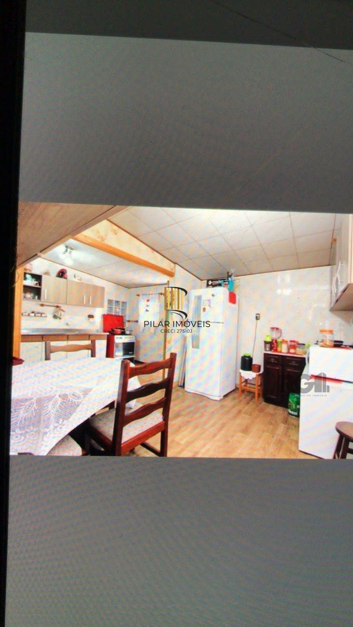 Casa para Venda - 247.5m², 3 dormitórios, 2 vagas - Petrópolis