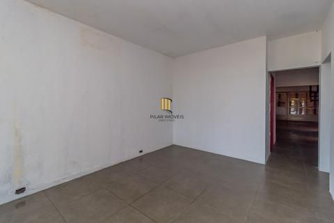 Oportunidade Única: Casa para Fins Residencial ou Comercial em Local Estratégico!
