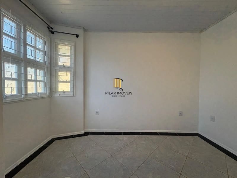 Casa a venda com 2 quartos no bairro Mont Serrat