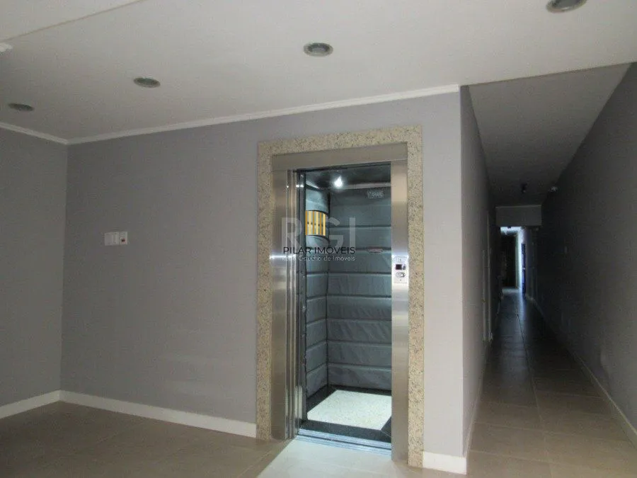 Apartamento 1 Dormitório/ Térreo na Cristovão Colombo