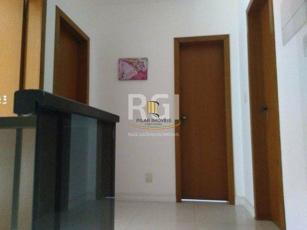 Casa para Venda - 100m², 3 dormitórios, sendo 1 suites, 2 vagas - Hípica