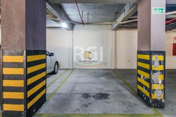 Conjunto/Sala para Venda - 50m², 0 dormitórios, 1 vaga - São João