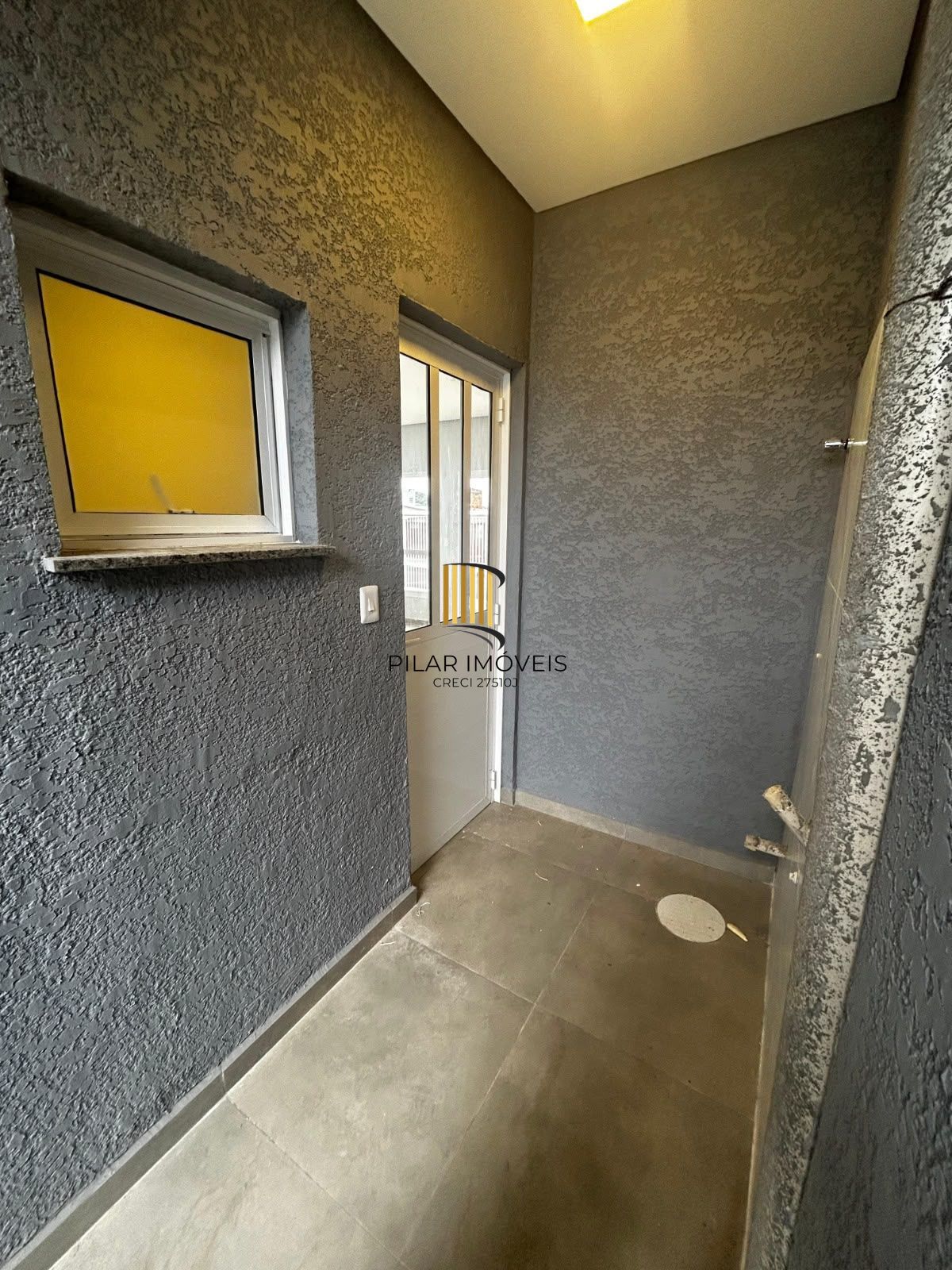 Casa a venda no bairro Parque Ipiranga - Gravatai