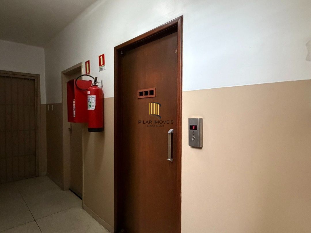 Aparatamento a venda Bairro Floresta / Ao lado do Hospital de Clinicas / Prox. a UFRGS.