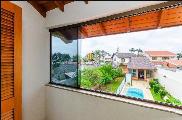 Casa 3 dormitórios no bairro Sarandi