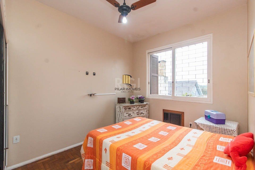 Casa para Venda - 203m², 3 dormitórios, sendo 1 suites, 2 vagas - Santa Tereza