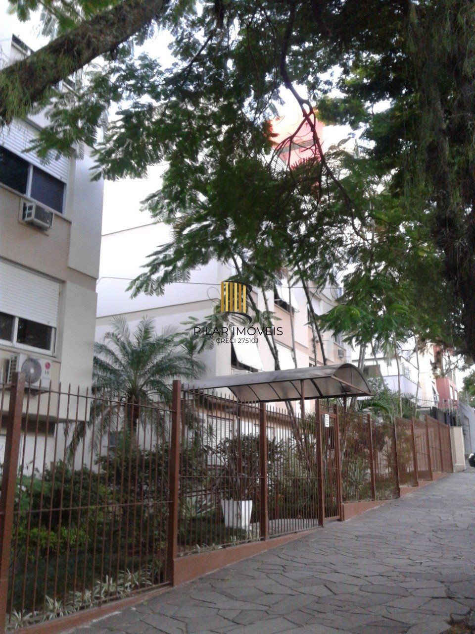 Apartamento para Venda - 67.4m², 2 dormitórios, 1 vaga - São João