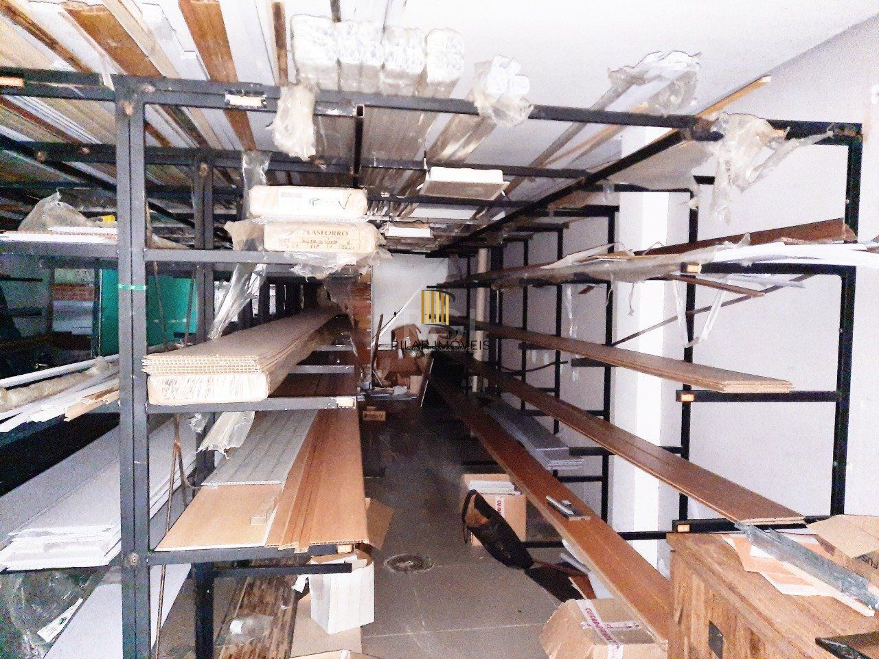 Predio para Venda - 147.49m², 0 dormitórios, 2 vagas - São João