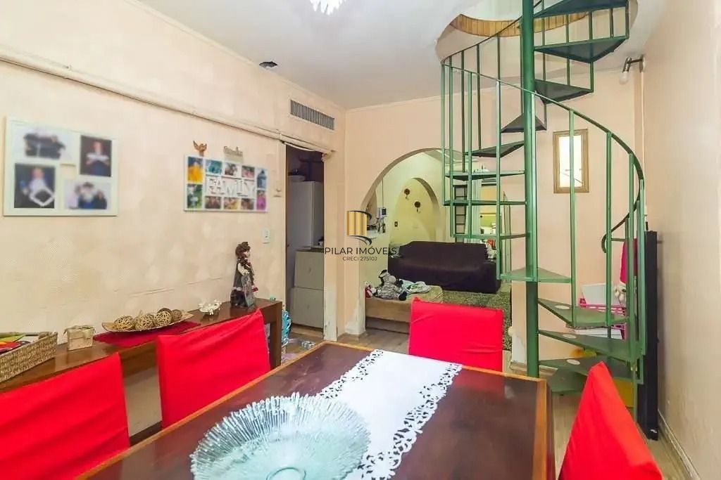 Casa 3 dormitórios 1.000,000 / Auxiliadora