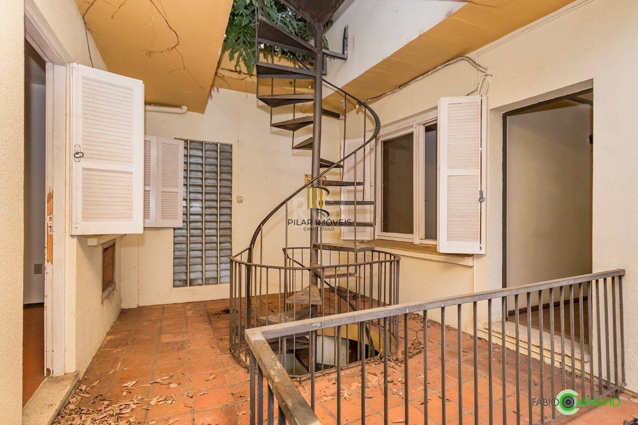 Casa para Venda - 307m², 4 dormitórios, sendo 2 suites, 3 vagas - Higienópolis