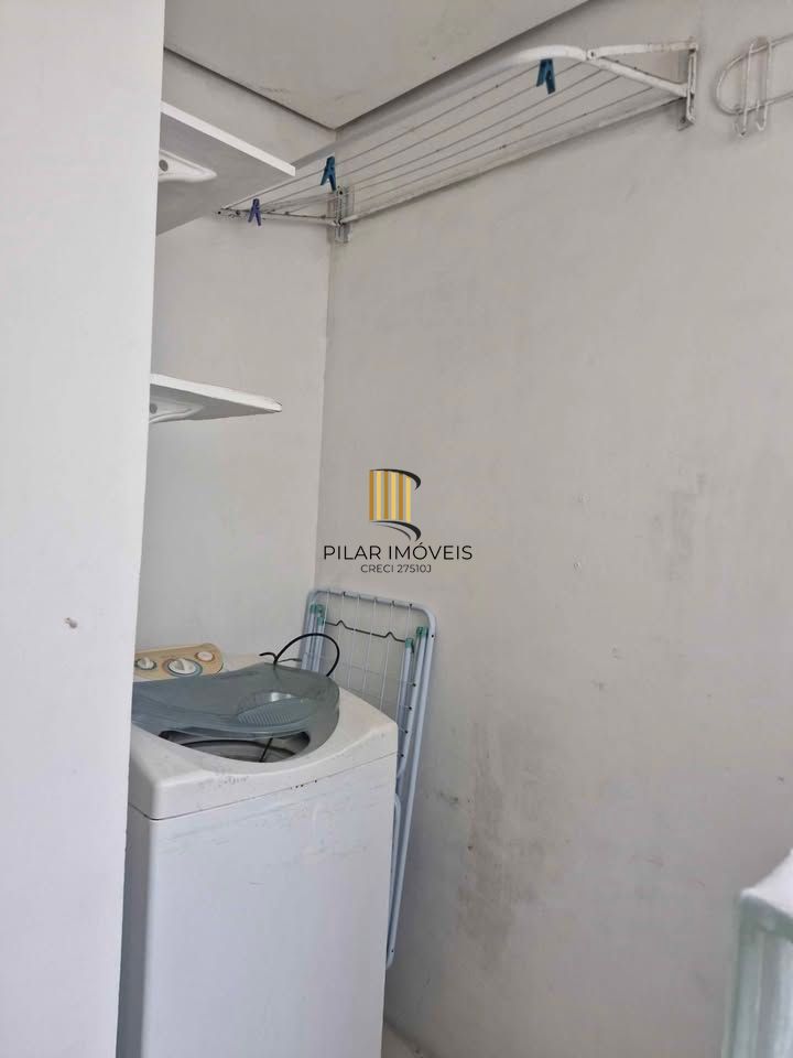 Apartamento Um dormitório/ vaga coberta/Menino Deus