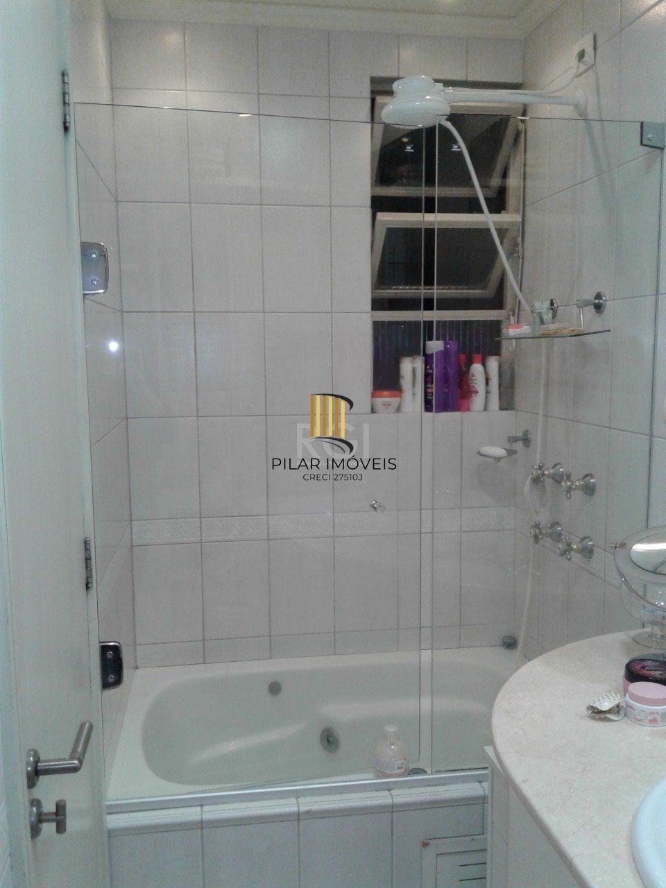 Apartamento para Venda - 67.4m², 2 dormitórios, 1 vaga - São João