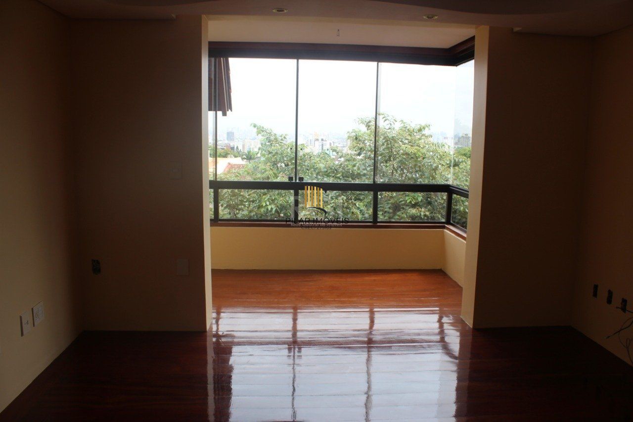 Casa Condominio para Venda - 379.23m², 4 dormitórios, sendo 1 suites, 2 vagas - Menino Deus