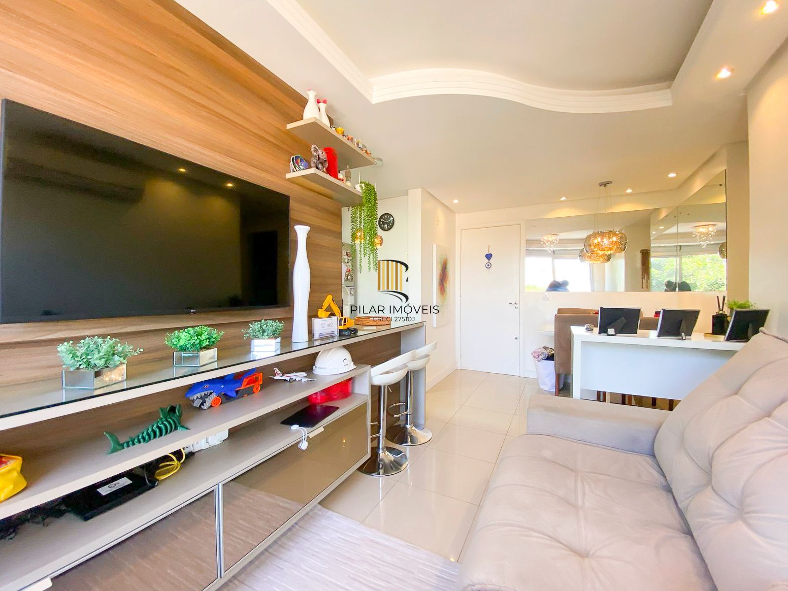 Apartamento / 2 Dormitórios / 1 Vaga / Semi mobiliado / Jardim Itu / Porto Alegre / RS