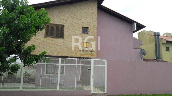 Casa para Venda - 100m², 3 dormitórios, sendo 1 suites, 2 vagas - Hípica